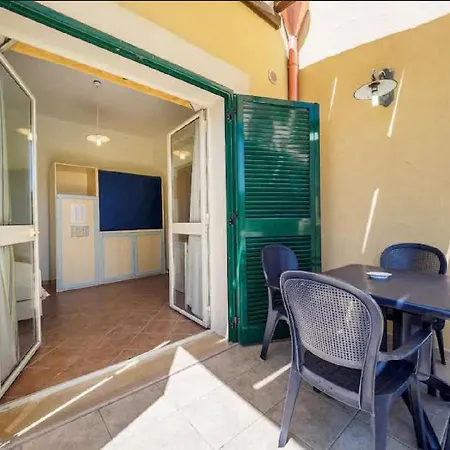 Lido Sunny Apartments Hotel *